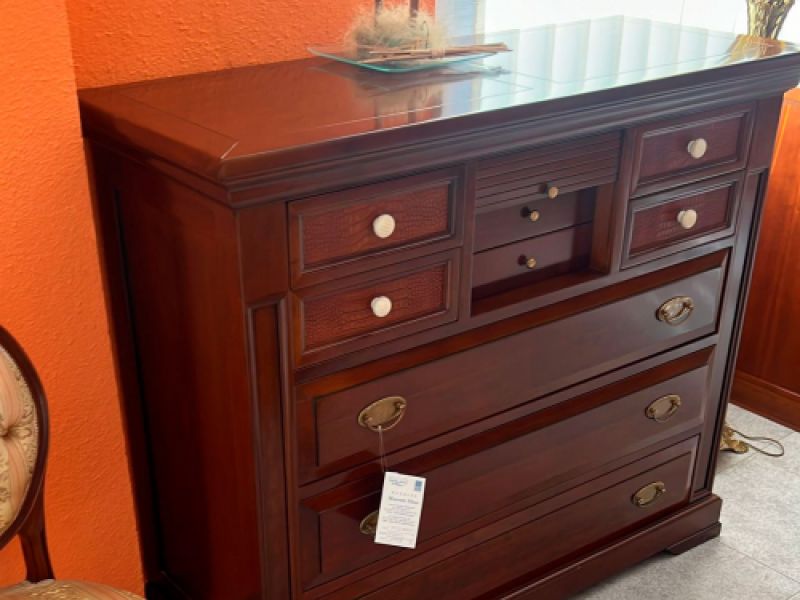 Recibidor en madera maziza con cajones