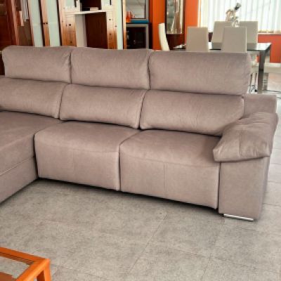 Sofá cheslonge en color gris